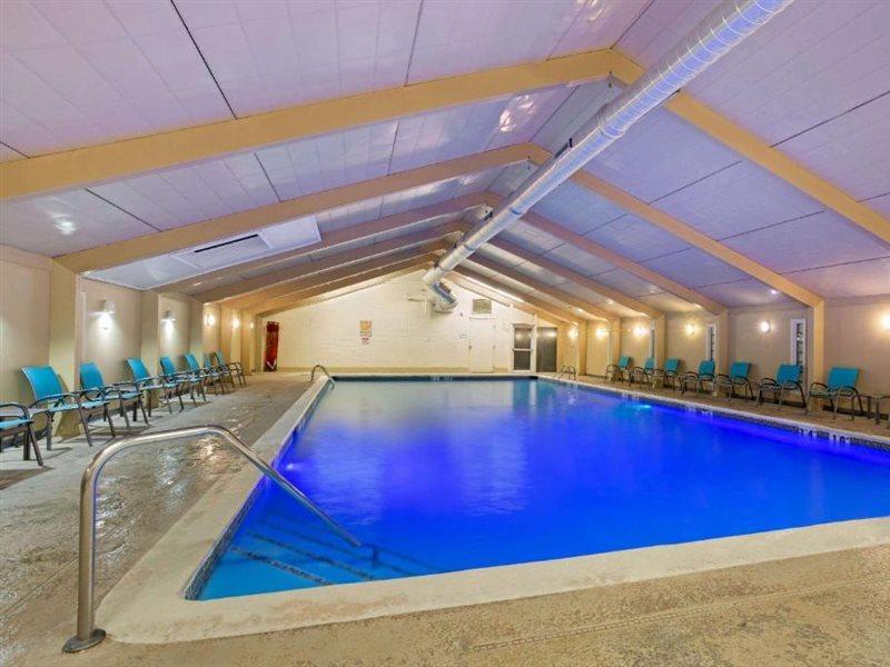 La Quinta By Wyndham Springfield Hotell Exteriör bild