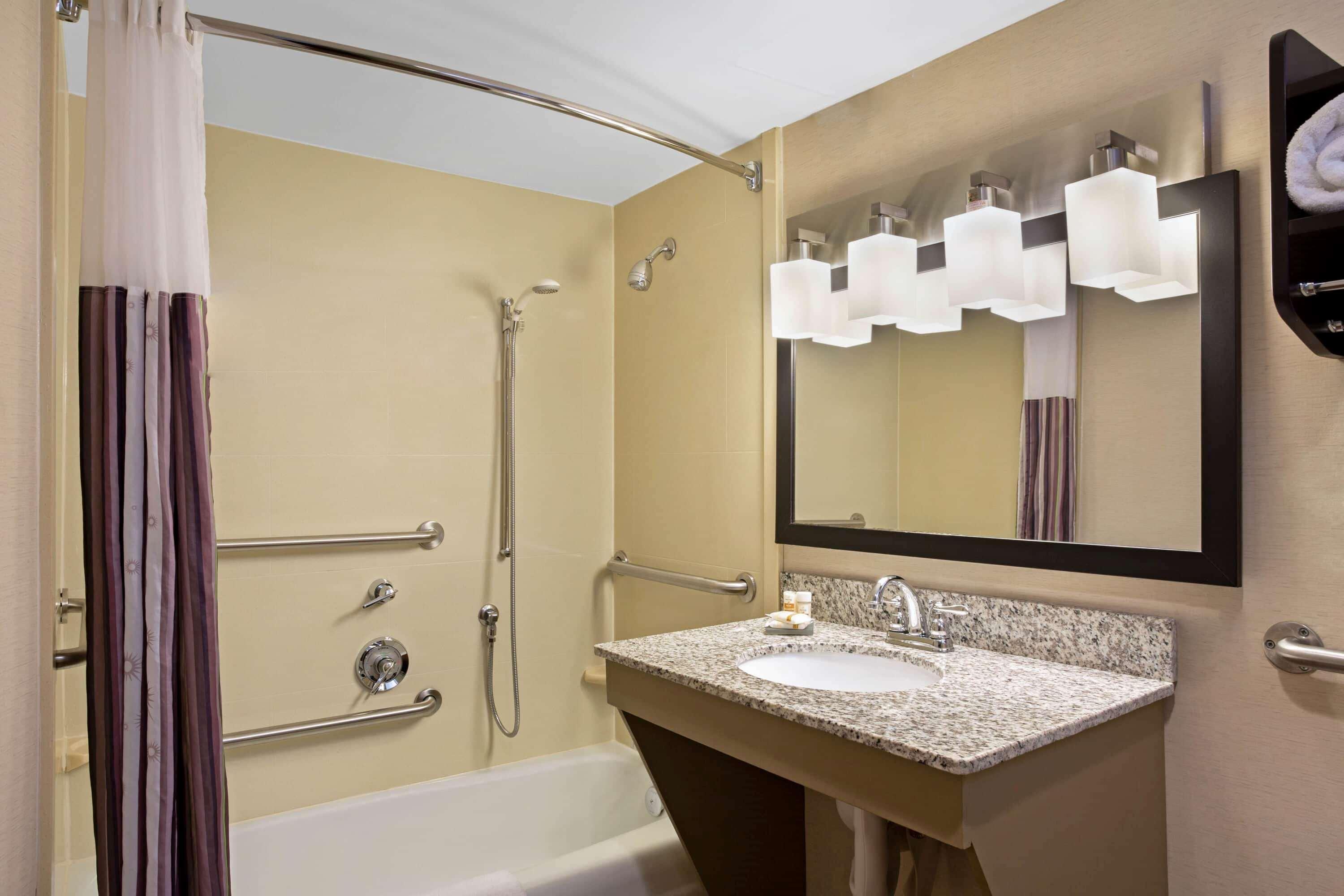 La Quinta By Wyndham Springfield Hotell Exteriör bild
