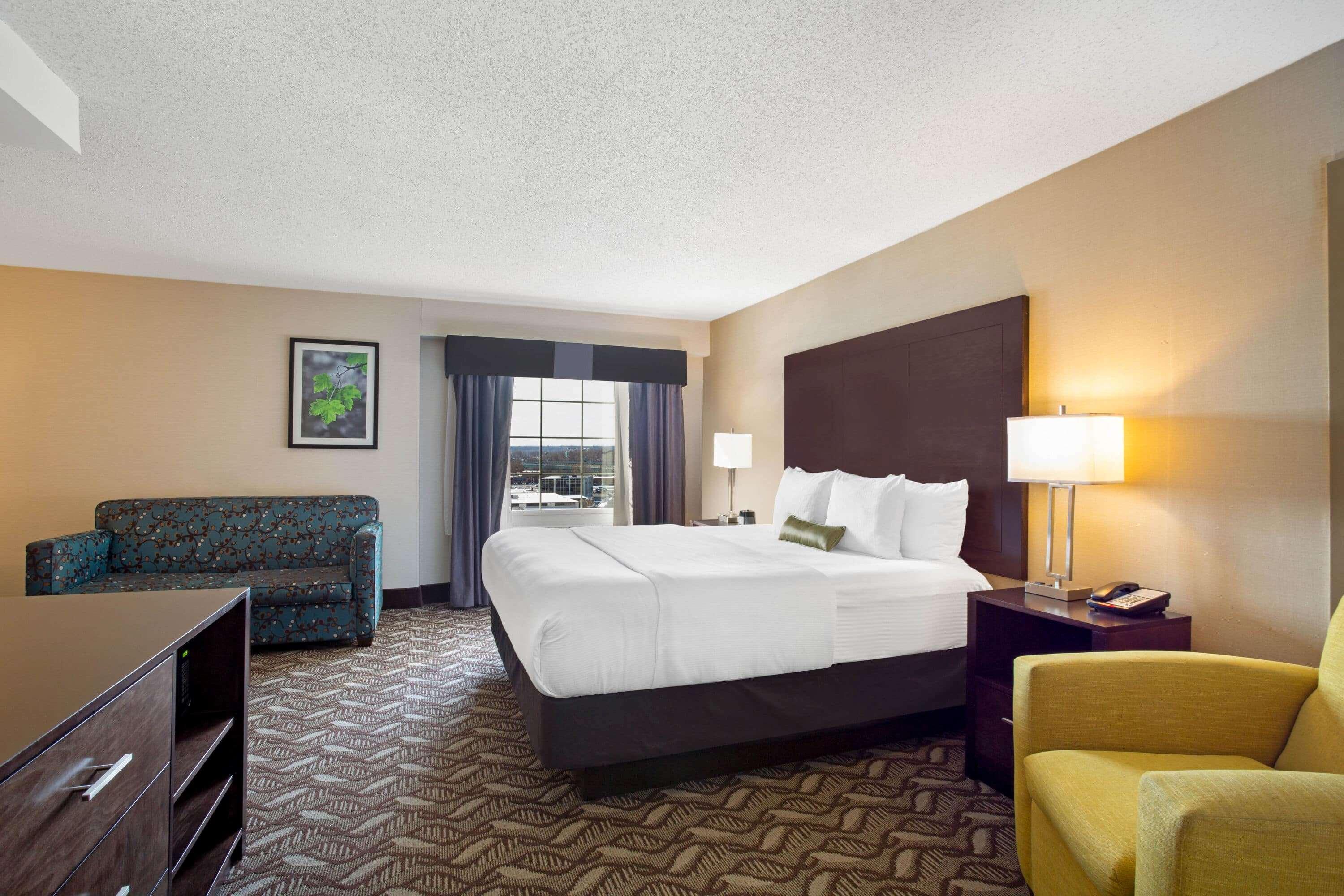 La Quinta By Wyndham Springfield Hotell Exteriör bild