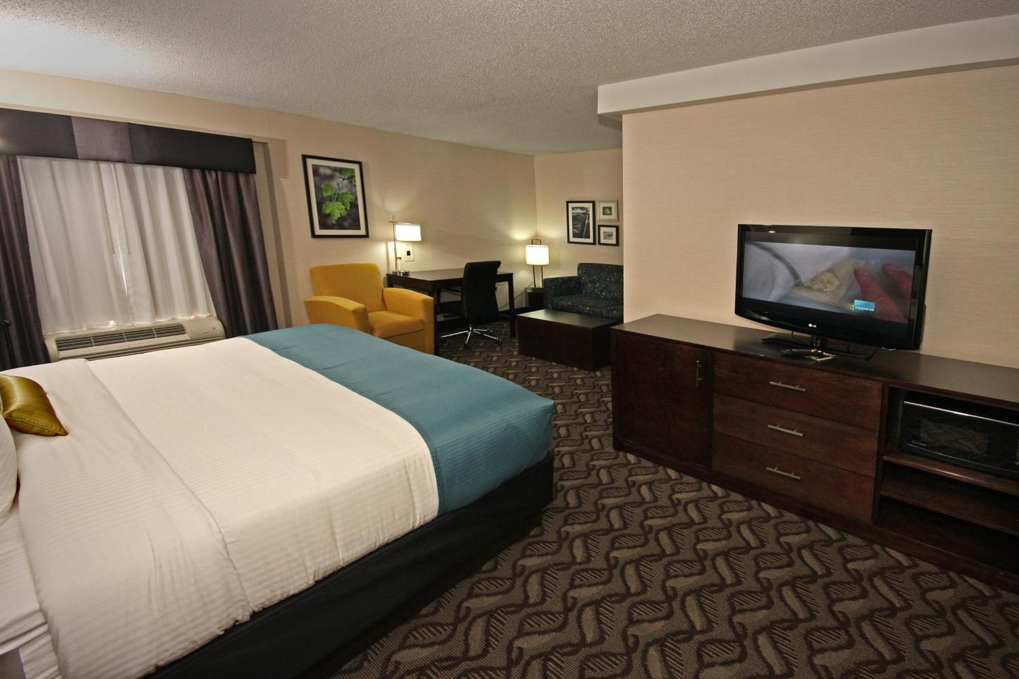La Quinta By Wyndham Springfield Hotell Exteriör bild